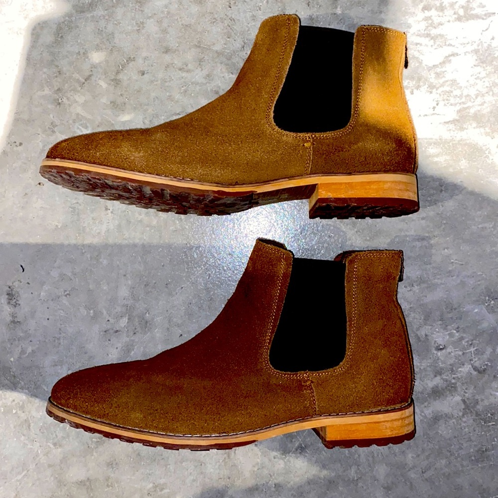 Men boots 10,5 size